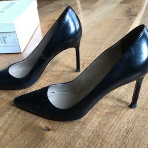 Manolo Blahnik - Kidd black pump